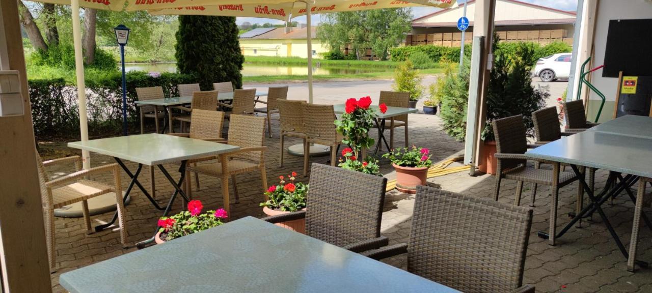 Gasthaus Pension Rezatgrund Windsbach Exterior foto